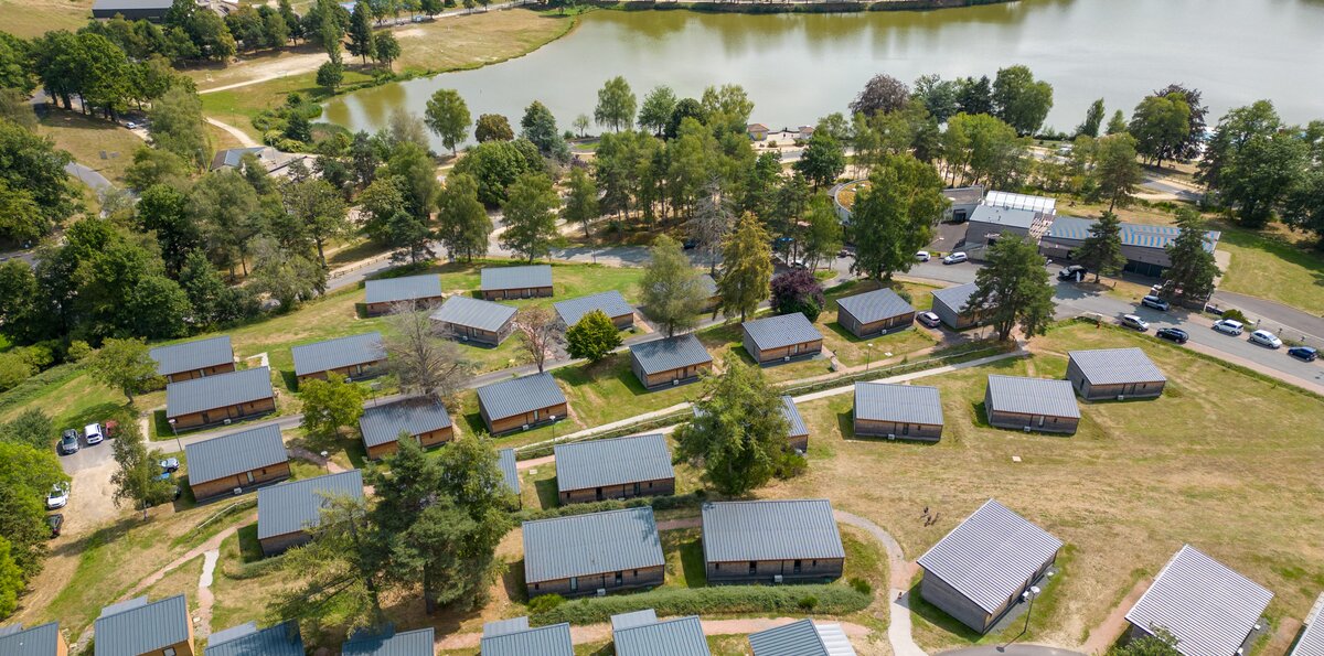 Camping Les Demeures du Lac vue du ciel