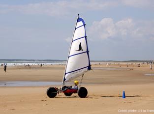 camping-jard-tranche-sur-mer-vendee-char-a-voile